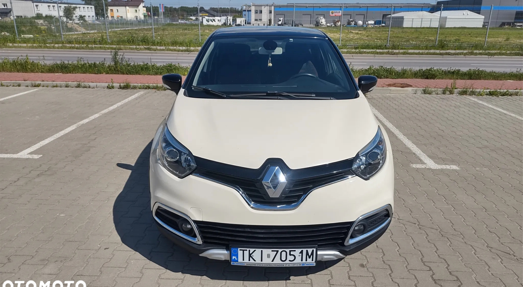 Renault Captur cena 41900 przebieg: 199000, rok produkcji 2015 z Bochnia małe 121